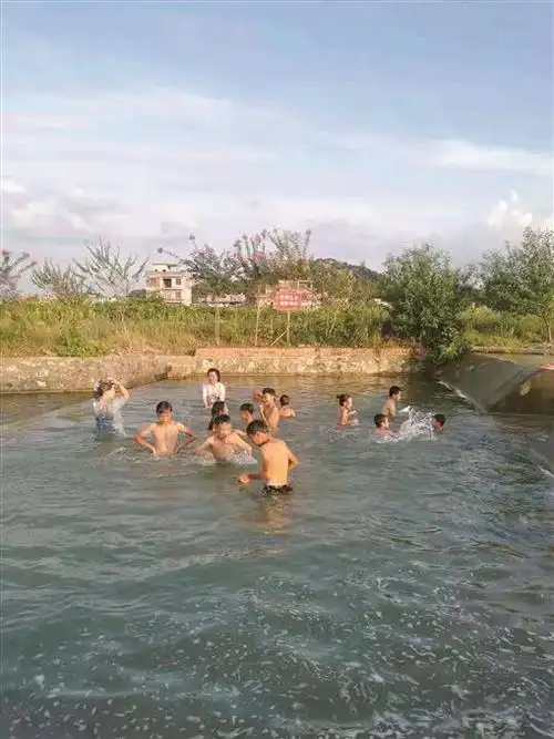 暑假期间孩子戏水如何能不再让人担忧