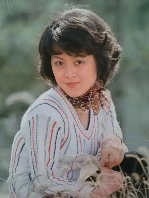 陈肖依20张精致的照片