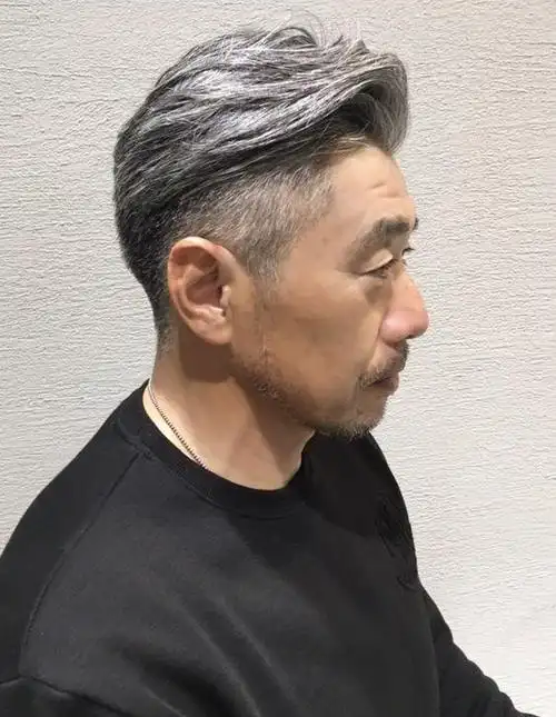 最值得尝试的四种男发帅气有型不落伍喜欢就试试