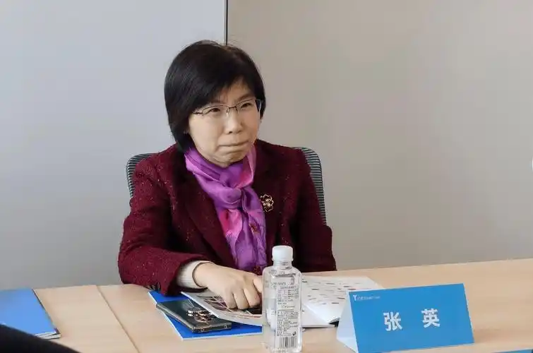 张英简历据上观新闻,11月22日,上海市十六届人大常委会第八次会议审议