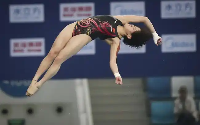 中国奥运跳水5金王,吴敏霞称其为天才,退役后成专业裁判