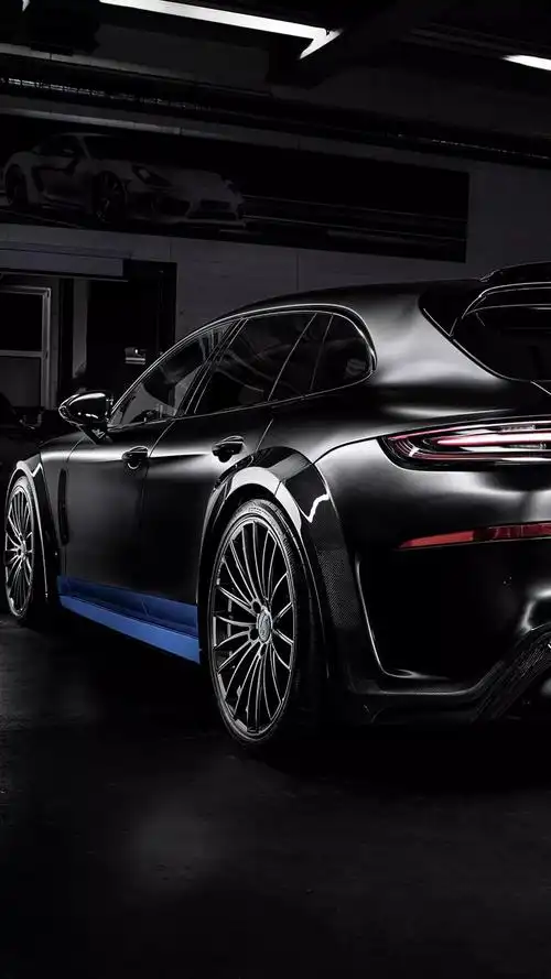 壁纸来一波panamera旅行版