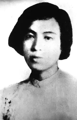 湖南省永州市道县梅花镇贵头村的英雄烈士何宝珍故里,前来参观,学习的