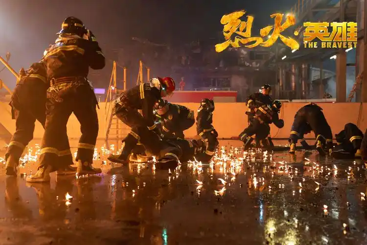 今日电影大盘《烈火英雄》破十亿