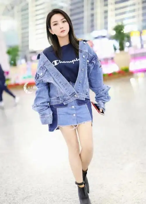 何洁西装短裙(何洁瘦了就是任性)(4)