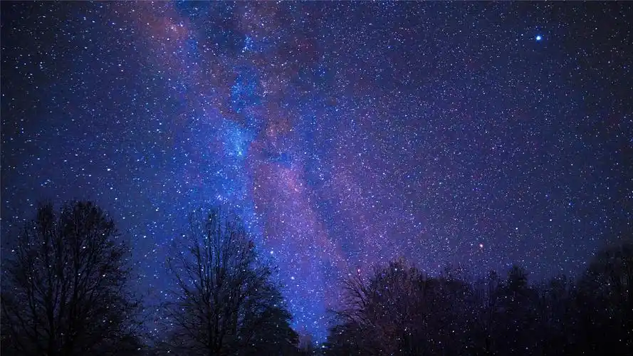 夜晚星空唯美高清桌面壁纸