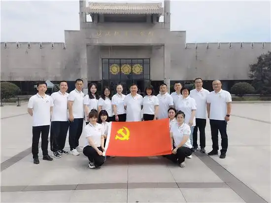 中意人寿辽宁省分公司开展重温党史主题党建活动