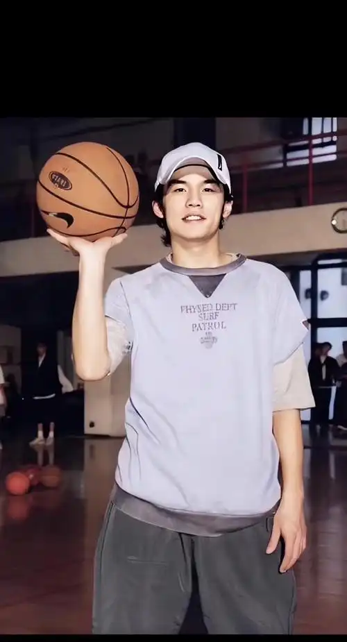 周杰伦早期青涩照片合集(无水印),你一定没看过 - 知乎