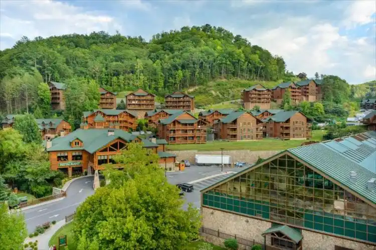 西门大烟山spa度假村 (westgate smoky mountain resort and spa)