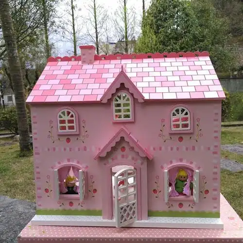 草莓娃娃房子仿真别墅 公主屋过家家玩具女孩大型生日礼物套装