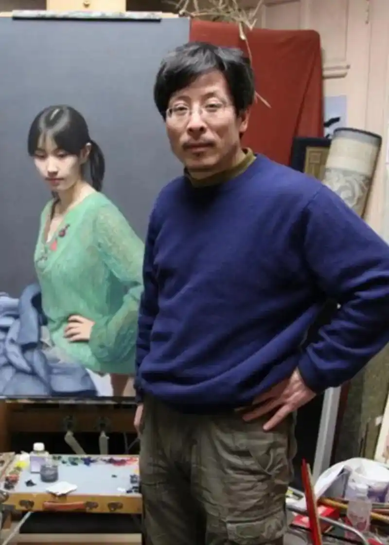 【艺术名家】冷军油画肖像作品《肖像之相–小姜》高清细节欣赏# - 抖