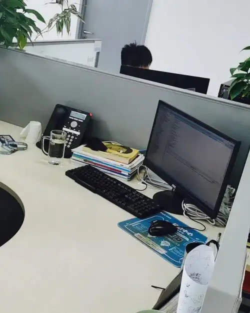 一起来晒办公桌