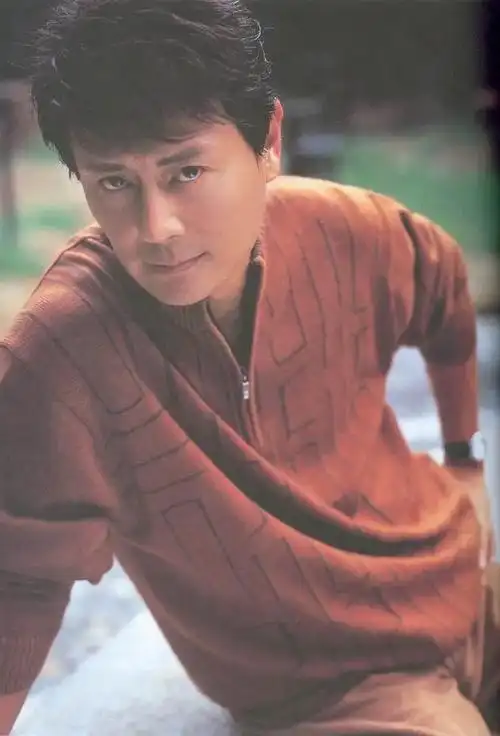 刘德凯40年婚恋史,让刘雪华流产不育,如今60多岁,女友小他16岁