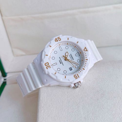 卡西欧casio 白色手表女 夏天游泳学生指针表lrw-200h-7e2/1b/4b2