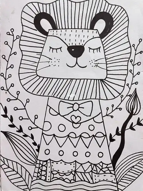 线描画儿童画可爱的小狮子