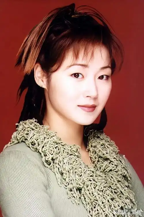 明星怀旧系列图片壁纸～万绮雯