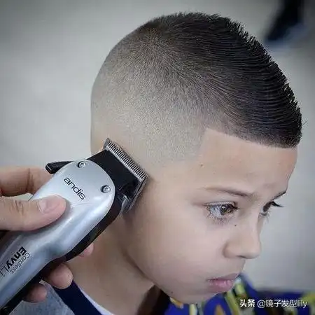 1,男士寸头发型(男生发型短发 寸头)