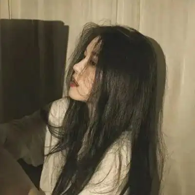 真人女头侧脸高冷 真人女头像侧脸个性