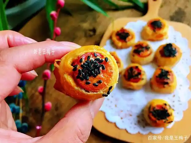 你家的烤箱别冷落了,试试这个小点心,金黄酥脆好吃,过程简单