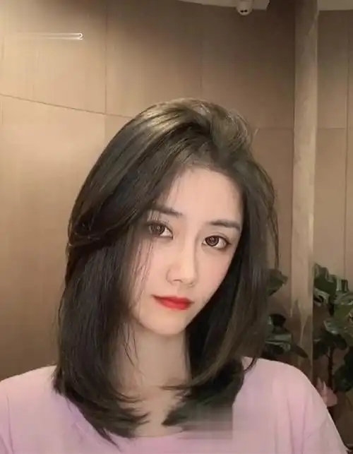 2020最好看减龄锁骨发 八字刘海修饰脸型 减龄发型 网红发型 杭州发型