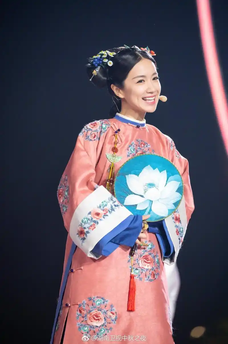 喜讯三:看完晚会相约一直播,延禧攻略舒妃跟你