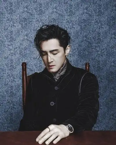 【胡歌美图】过来看看胡歌的盛世美颜,这长相 叫做古今皆宜 .