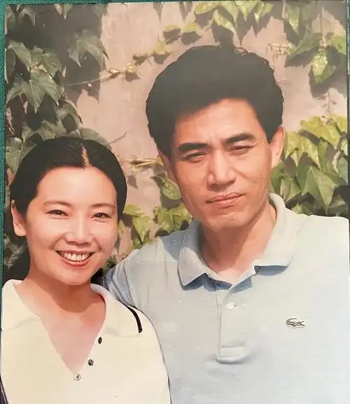 12年了,"捧不红"的陈月末,如今给爸爸陈宝国狠狠争了口气