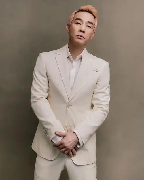 陈小春谈育儿心经 直言:放手也是一种爱