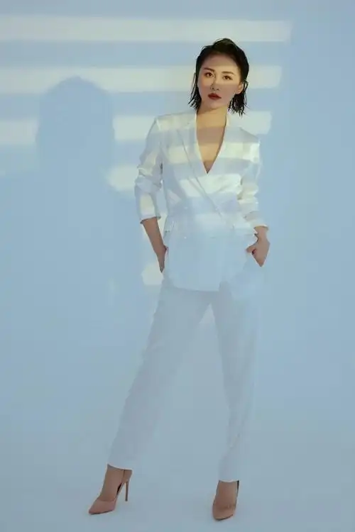 电视剧对手热拍中王婉娟塑造新时代女间谍