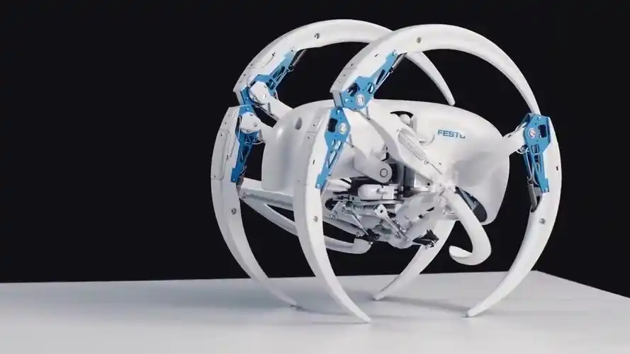 纽扣电池蜘蛛机器人