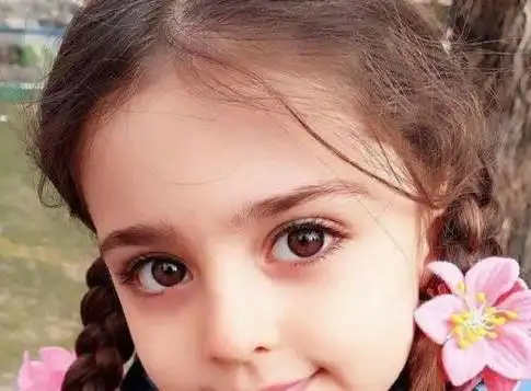 想让宝宝有一双漂亮大眼睛孕期这几种水果必不可少尤其第三种