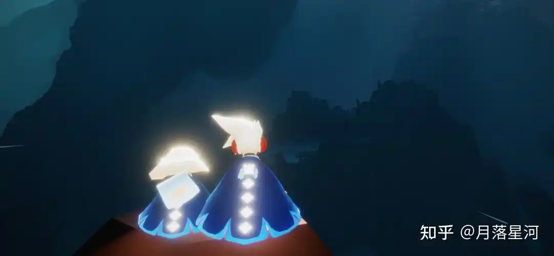 光遇里面浅蓝色斗篷还是深蓝色斗篷更值得买