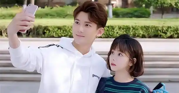 当年以为谭松韵会和他在一起