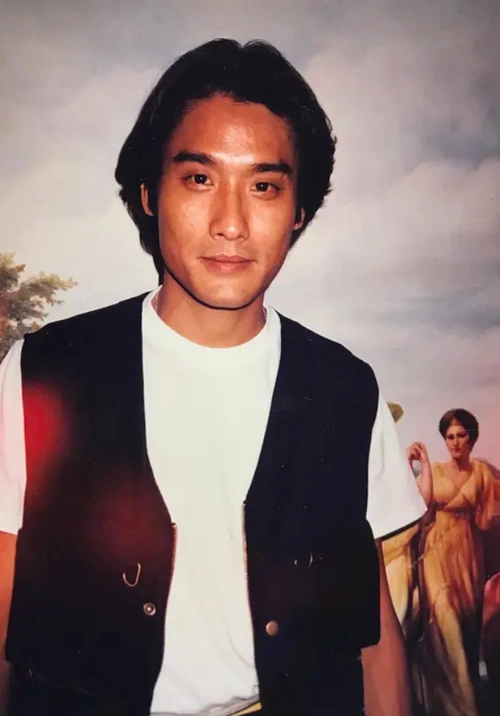 影帝梁家辉的起伏人生和他生命中挚爱一生的女人