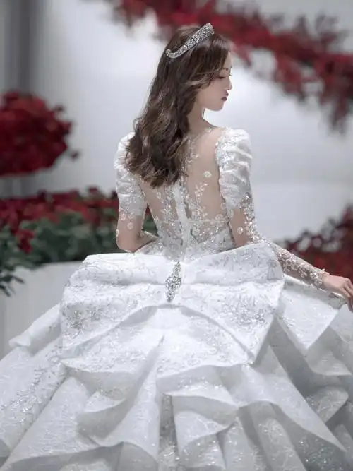 戴上皇冠,穿上嫁衣做一天的,一辈子的公主94-穿上julia kontogruni