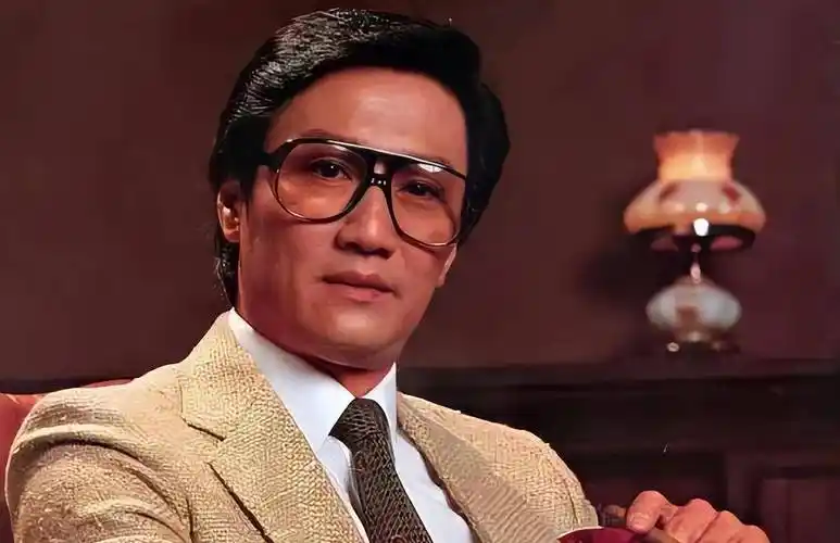 "不可一世"的谢贤,被爆中风病危,终于走到了今天这一步_生活_母亲