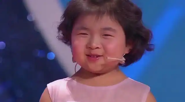 曾5岁时仅90厘米高,今华丽变身大美女归来|孟非|沈腾|小明星_网易订阅