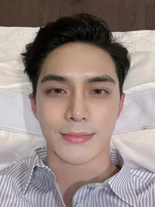 原相机真实无滤镜这样算素颜帅哥吗0469