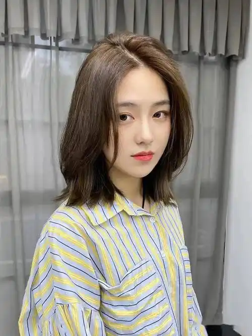 "免打理锁骨发"_发型