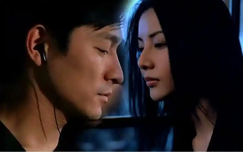 暗战巴士最美邂逅当38岁刘德华遇见26岁蒙嘉慧为何影迷对这段情节如此