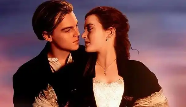 前段时间,经典爱情电影《泰坦尼克号》在国内重新上映,虽然对很多观众