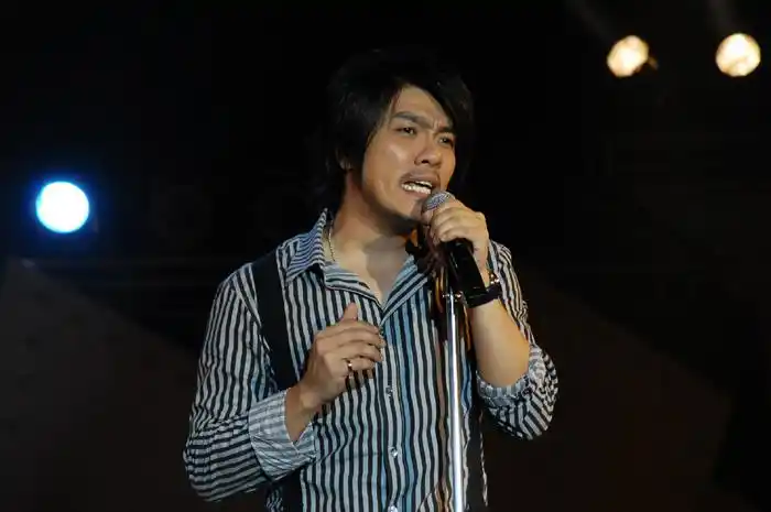 阿杜在北海"撒野"