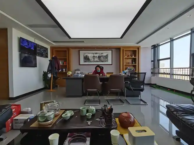 周家美"董事长"的办公室