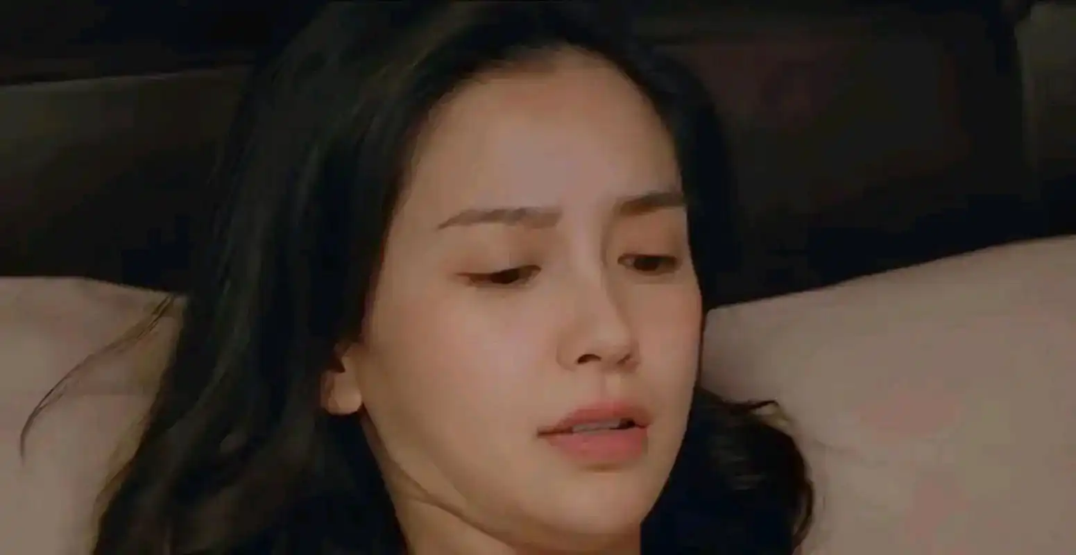 angelababy杨颖在干嘛,那么享受,多翻白眼了