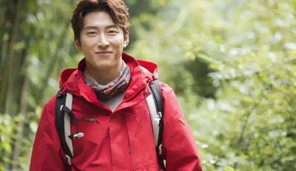 窦骁为什么不火,窦骁多大了