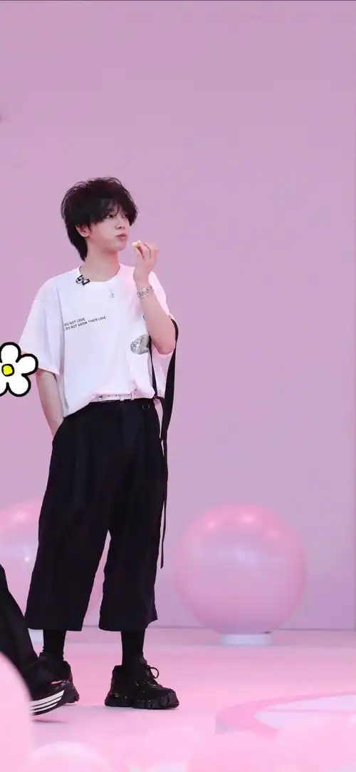 花花 华晨宇 壁纸