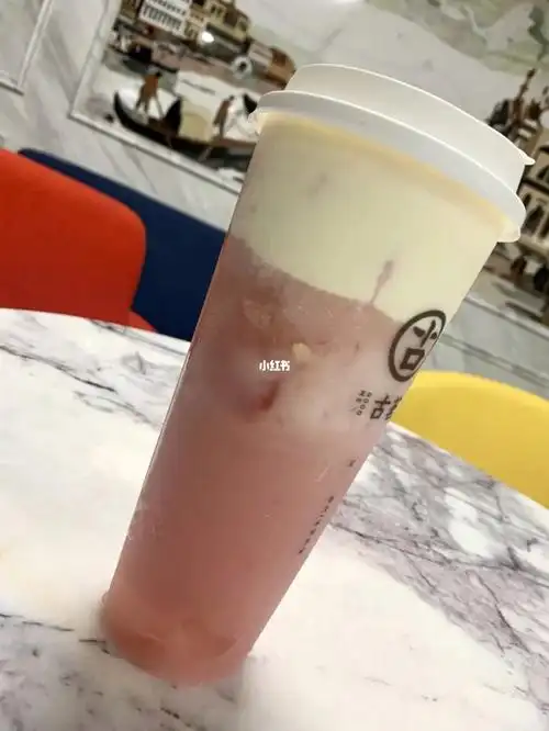 麒麟瓜,桂花冻和满满的芝士奶盖,喝一口超级满足#西瓜椰椰  #古茗奶茶