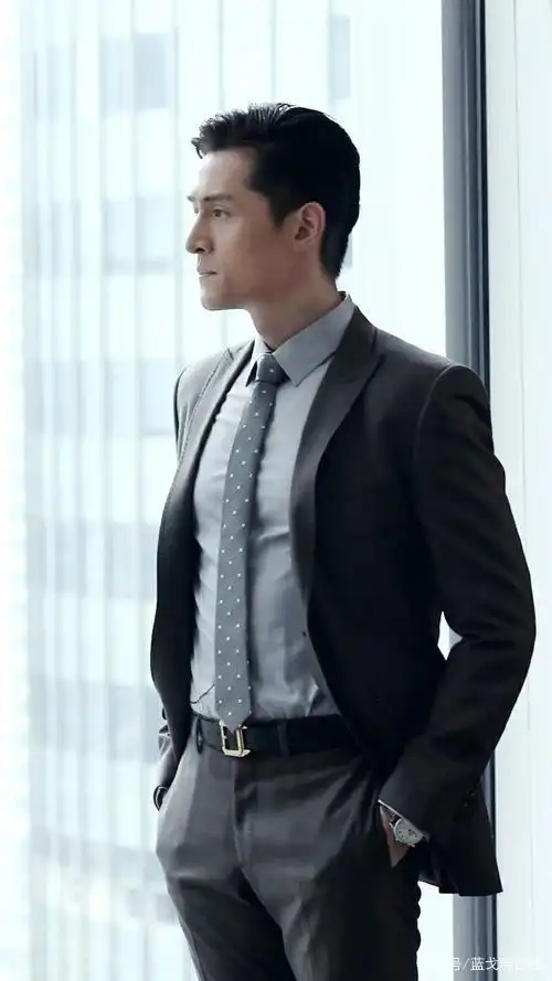 盘点十个穿西服最具魅力的男明星,过来看下有没有你的偶像