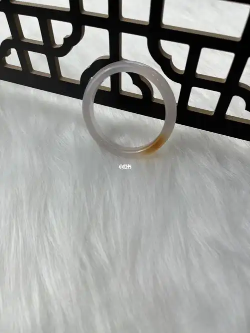 iphone13原相机直出  无美颜无滤镜#百元内手镯  #玉髓手镯  #玛瑙