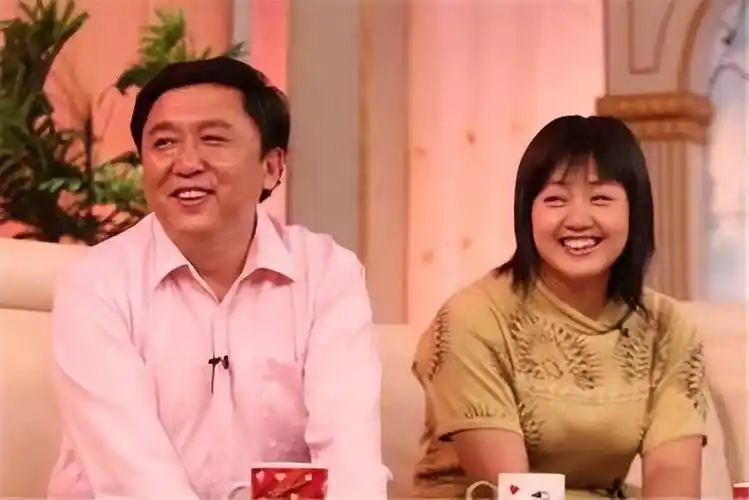 相声界宠妻狂魔于谦,对老婆白慧明一见钟情,结婚多年不让她下厨_对方